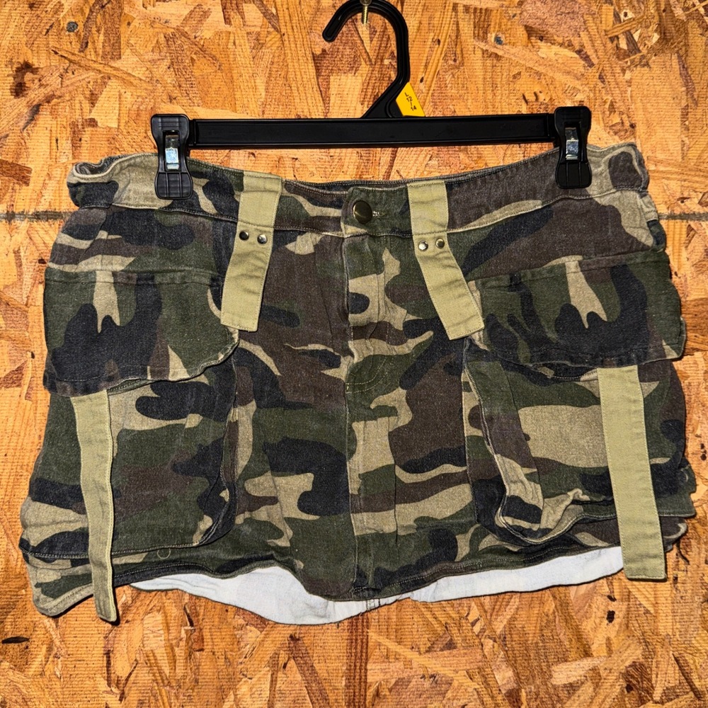 Fashion Nova Strappy Camo Mini Skirt Y2K Punk Grunge Party Summer Streetwear‎ L